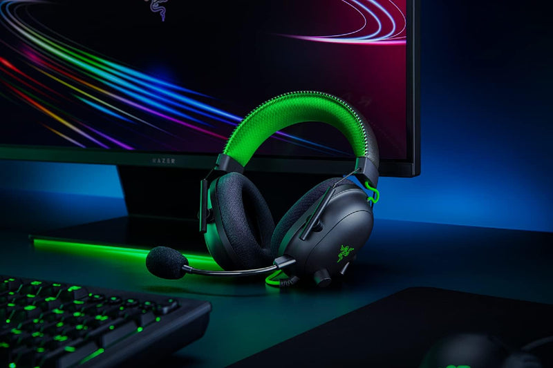 Razer RZ04-03230200-R3M1 BlackShark V2 - Wired Gaming Headset + USB Sound Card - SE - World Packaging