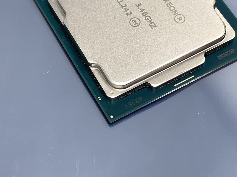 Intel Xeon E-2224 processor 3.4 GHz 8 MB Smart Cache Box